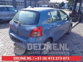 Toyota Yaris Yaris II (P9), Hatchback, 2005 / 2014 1.3 16V VVT-i picture 7