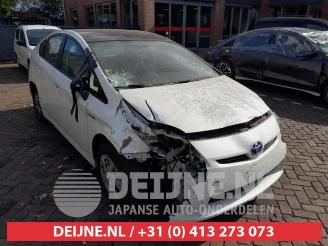 Vrakbiler auto Toyota Prius Prius (ZVW3), Hatchback, 2009 / 2016 1.8 16V 2010/8