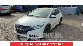 Vrakbiler auto Honda Civic Civic (FK1/2/3), Hatchback, 2012 / 2017 1.6 i-DTEC Advanced 16V 2014/4