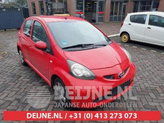 Vrakbiler auto Toyota Aygo Aygo (B10), Hatchback, 2005 / 2014 1.0 12V VVT-i 2006/3