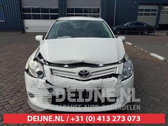 Toyota Auris Auris (E15), Hatchback, 2006 / 2012 1.33 Dual VVT-I 16V picture 2