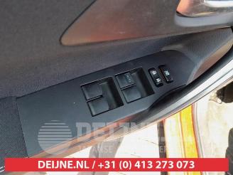 Toyota Auris Auris (E18), Hatchback 5-drs, 2012 / 2019 1.3 VVT-I 16V picture 11