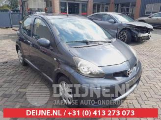 Démontage voiture Toyota Aygo Aygo (B10), Hatchback, 2005 / 2014 1.0 12V VVT-i 2011/9