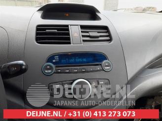 Chevrolet Spark Spark (M300), Hatchback, 2010 1.0 16V picture 18