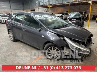 Uttjänta bilar auto Kia Cee d Cee'd Sportswagon (JDC5), Combi, 2012 / 2018 1.6 CRDi 16V VGT 2013/6