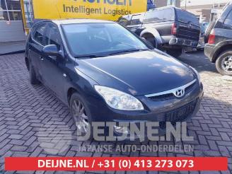 Coche siniestrado Hyundai I-30 i30 (FD), Hatchback, 2007 / 2011 1.6 CVVT 16V 2007/7