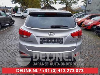 Hyundai Ix35 iX35 (LM), SUV, 2009 / 2015 2.0 16V picture 6