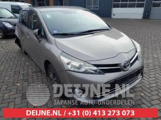 Uttjänta bilar auto Toyota Verso Verso, MPV, 2009 / 2018 1.6 16V VVT-i 2014/10