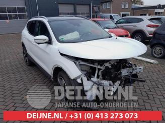 Dezmembrări autoturisme Nissan Qashqai Qashqai (J11), SUV, 2013 1.2 DIG-T 16V 2015/4