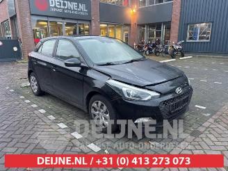skadebil auto Hyundai I-20 i20 (GBB), Hatchback, 2014 / 2020 1.2i 16V 2015/8