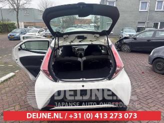 Toyota Aygo Aygo (B40), Hatchback, 2014 1.0 12V VVT-i picture 21