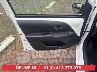 Toyota Aygo Aygo (B40), Hatchback, 2014 1.0 12V VVT-i picture 19