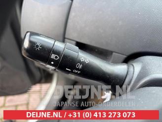 Toyota Yaris Yaris II (P9), Hatchback, 2005 / 2014 1.3 16V VVT-i picture 14