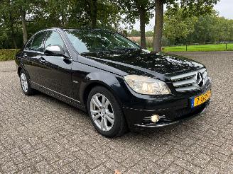 Vaurioauto  passenger cars Mercedes C-klasse c200 cdi Avantgarde 2007/11