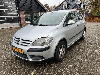 Unfallwagen Volkswagen Golf plus 1.6 fsi Comfortline Business 2006/12