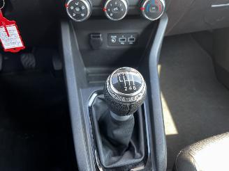 Renault Clio 1.0 TCe CLIMA / CRUISE / NAVI picture 12