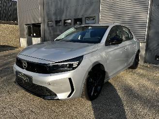 Voiture accidenté Opel Corsa 1.2 TURBO / AUTOMAAT / CRUISE / PDC 2024/9