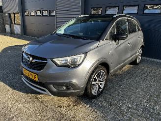 Vaurioauto  passenger cars Opel Crossland X 1.2Turbo / PANODAK / NAVI / CRUISE / PDC 2018/5