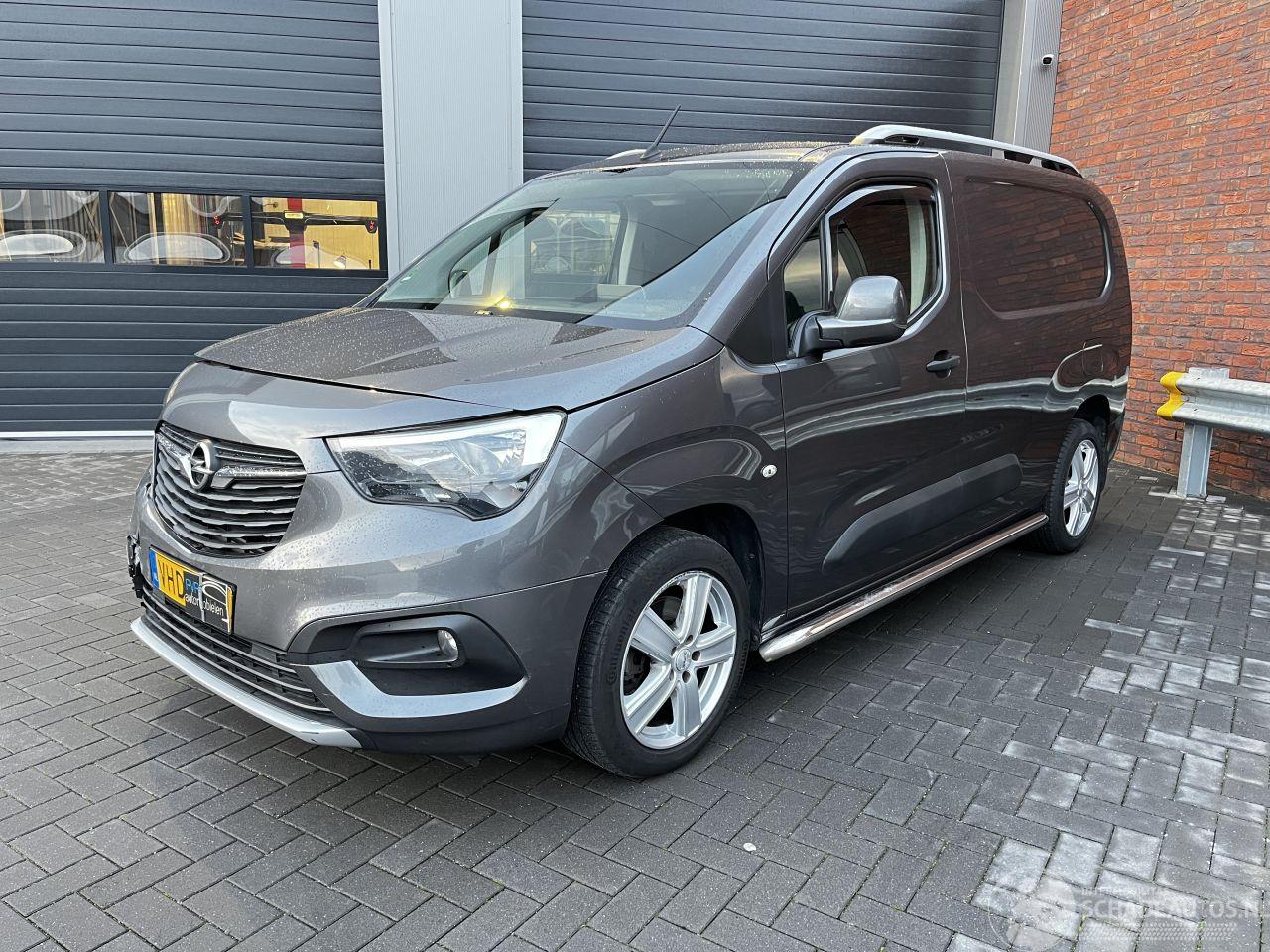 Opel Combo 1.5D L2 H1 CLIMA / CRUISE / NAVI / CAMERA / 130PK