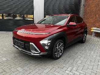 Unfallwagen Hyundai Kona 1.0 T-GDI CAMERA / NAVI / CRUISE / PDC 2023/12