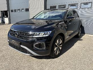 Coche accidentado Volkswagen T-Roc 1.0 TSI GOAL NAVI / CRUISE / PDC / STOELVER 2024/8