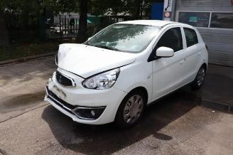 Vrakbiler auto Mitsubishi Space-star Space Star (A0), Hatchback, 2012 1.0 12V 2017/6