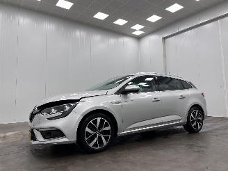 Avarii autoturisme Renault Mégane Estate 1.3 TCe Autom. Bose Navi Clima 2019/9