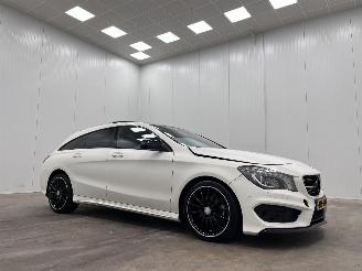 skadebil auto Mercedes Cla-klasse Shooting Brake 220d Autom. AMG Panoramadak Navi Clima 2016/3
