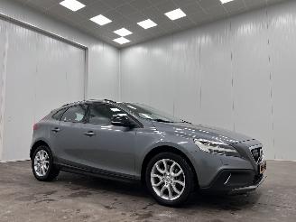 Auto incidentate Volvo V-40 Cross Country 2.0 D2 Autom. Navi Clima 2017/3