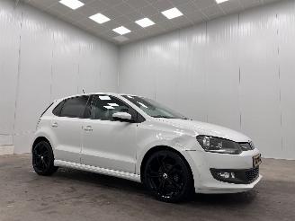 Vaurioauto  passenger cars Volkswagen Polo 1.0 TSI Edition 5-drs Navi Airco 2016/11