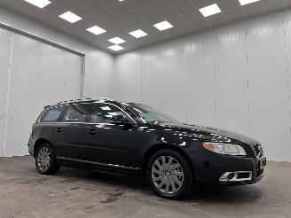 krockskadad bil auto Volvo V-70 2.0 D3 Autom. Limited Edition Navi Cl;ima 2011/10