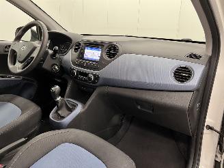 Hyundai I-10 1.0i Go! 5-drs Navi Airco picture 12