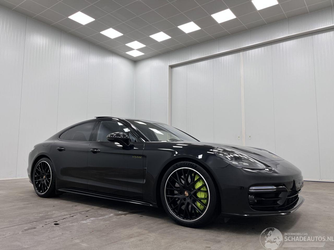 Porsche Panamera Turbo S E-Hybrid Panoramadak