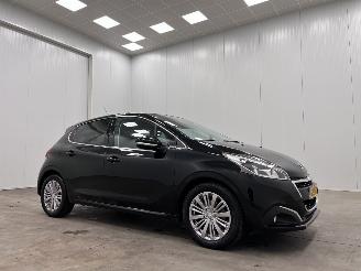 skadebil auto Peugeot 208 1.2 PureTech Allure 5-drs Navi Clima 2019/8