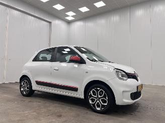 damaged passenger cars Renault Twingo 1.0 SCe Collection Airco 2019/9