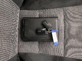 Toyota Auris Touring Sports 1.8 Hybrid Panoramadak Navi Clima picture 13