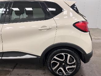 Renault Captur 0.9 TCe Dynamique Navi Clima picture 16