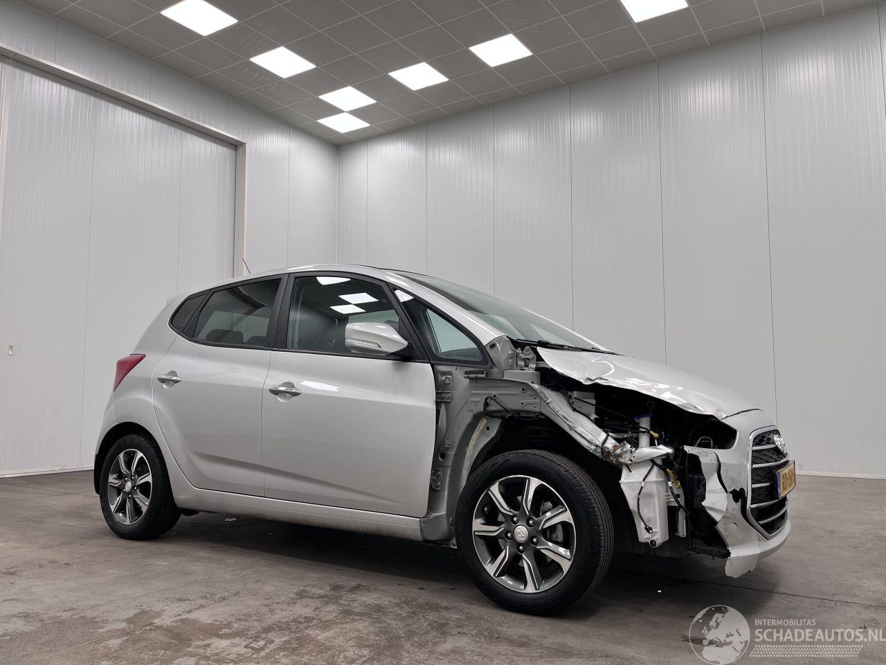 Hyundai Ix20 1.6i Autom.Panoramadak  Navi Clima
