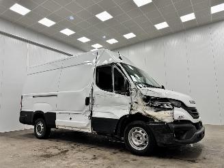 dommages fourgonnettes/vécules utilitaires Iveco Daily 35-180 Hi-Matic L2H2 Clima 2025/1