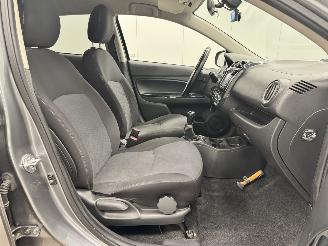 Mitsubishi Space-star 1.0 Intense Airco picture 9