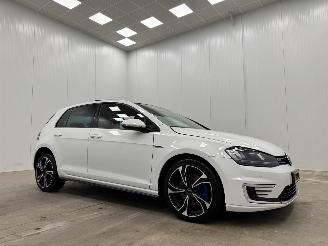 Vaurioauto  passenger cars Volkswagen Golf 1.4 TSI GTE Panoramadak Navi Clima 2015/1