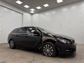 Coche accidentado Peugeot 308 sw 1.2 PureTech Allure Navi Clima 2021/7
