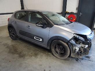 Salvage car Citroën C3 1.2 PURETECH 2022/1