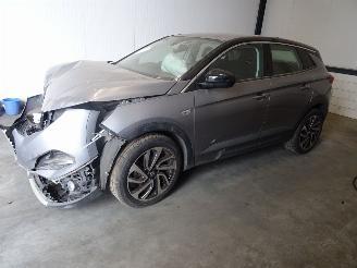 Vrakbiler auto Opel Grandland 1.2 TURBO 2019/1