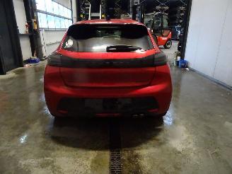 Peugeot 208 1.2 HYBRIDE picture 2