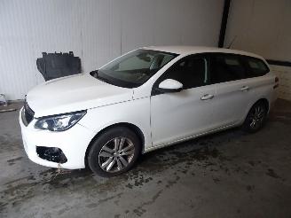 disassembly passenger cars Peugeot 308 1.2 THP 2019/11