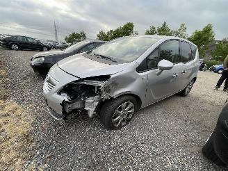 demontáž osobní automobily Opel Meriva Meriva B 1.4 16V Cosmo 2010/1