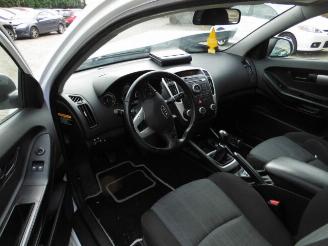 Kia Cee d  picture 4