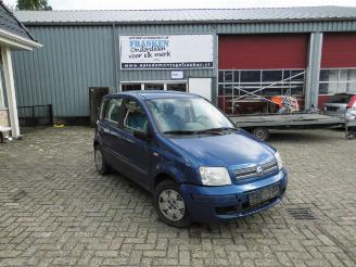 Vrakbiler auto Fiat Panda  2004/2