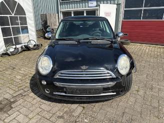 Mini Cooper Mini One/Cooper (R50), Hatchback, 2001 / 2007 1.6 16V One picture 2